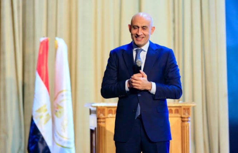 محمد عبد اللطيف وزير التربية والتعليم محمد عبد اللطيف وزير التربية والتعليم