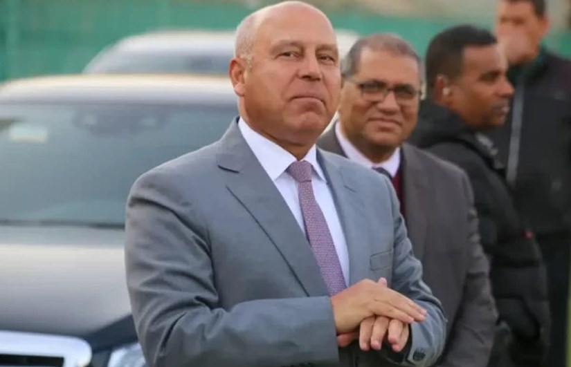 الفريق كامل الوزير. الفريق كامل الوزير.