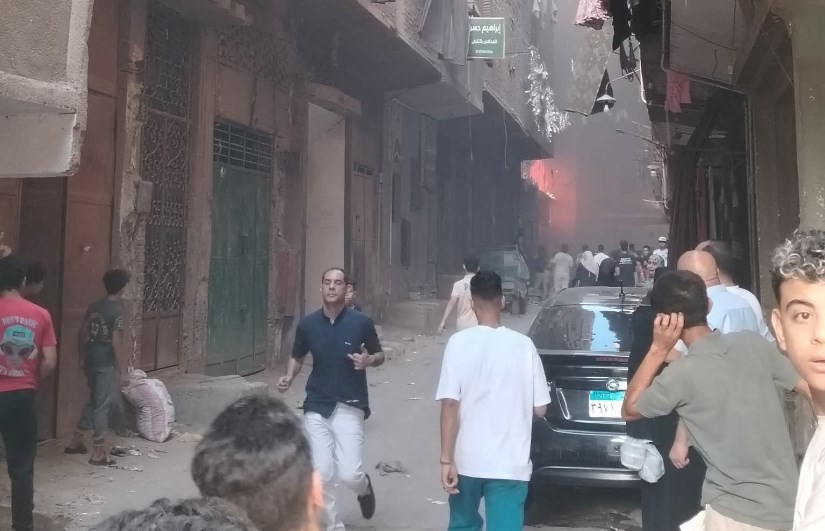 حريق 4 مطاعم في الخصوص حريق 4 مطاعم في الخصوص