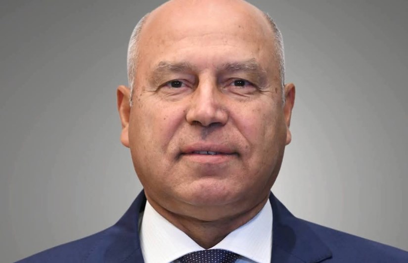 المهندس كامل الوزير المهندس كامل الوزير