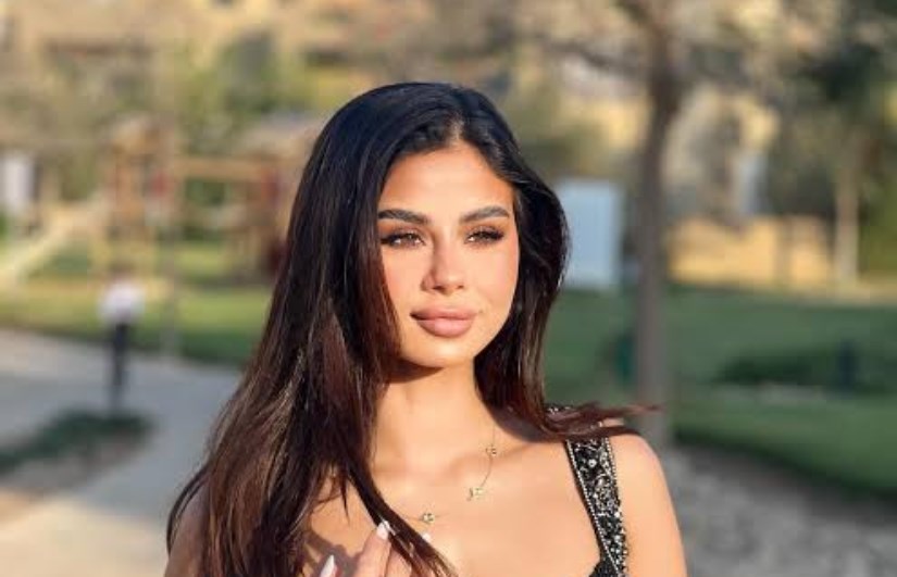 منة عرفة منة عرفة