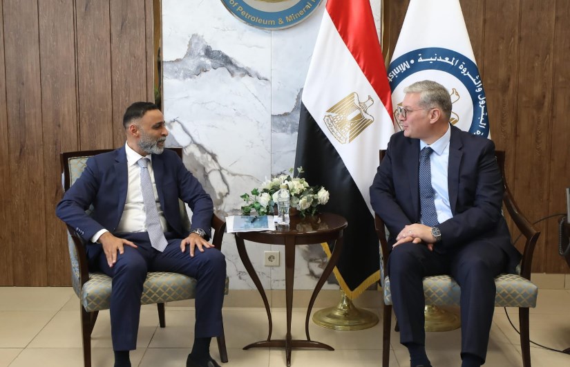 وزير البترول خلال اللقاء وزير البترول خلال اللقاء