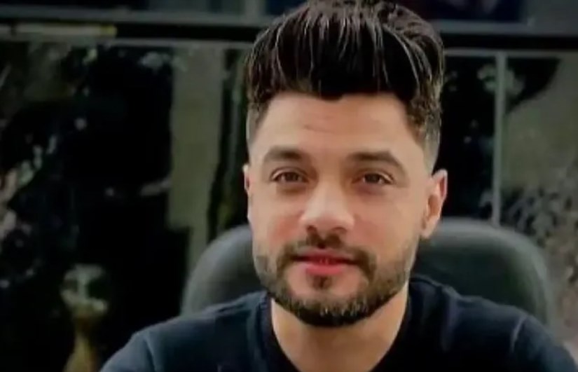 الفنان أحمد عامر الفنان أحمد عامر