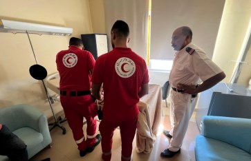 الهلال الأحمر 