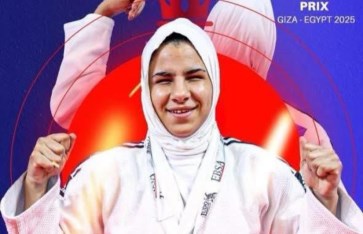 اللاعبة أمنية السيد الحسيني اللاعبة أمنية السيد الحسيني