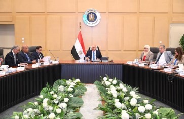 الفريق كامل الوزير.  الفريق كامل الوزير.