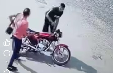 محاولة سرقة هاتف محمول من شاب بالإكراه محاولة سرقة هاتف محمول من شاب بالإكراه