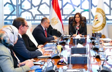 الدكتورة منال عوض  الدكتورة منال عوض