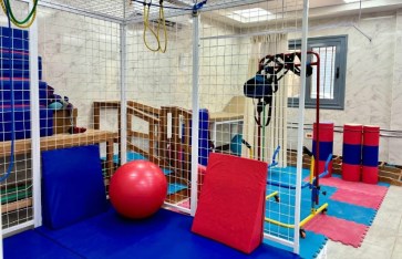 عيادة العلاج الطبيعي للأطفال  عيادة العلاج الطبيعي للأطفال