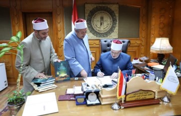 الدكتور محمد الضويني الدكتور محمد الضويني