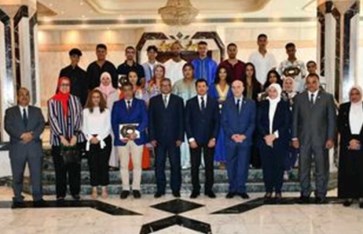 وزير الشباب والرياضة 