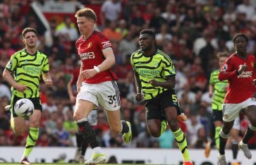 مانشستر يونايتد وأرسنال 