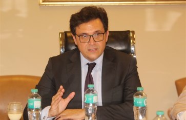 الدكتور أحمد فؤاد هنو الدكتور أحمد فؤاد هنو