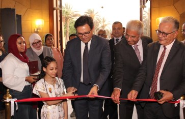 الدكتور أحمد فؤاد هنو الدكتور أحمد فؤاد هنو