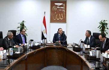 اجتماع لمتابعة استعدادات افتتاح المتحف المصرى الكبير اجتماع لمتابعة استعدادات افتتاح المتحف المصرى الكبير