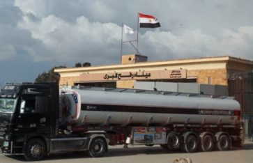 شاحنات الوقود المصرية الي غزة شاحنات الوقود المصرية الي غزة