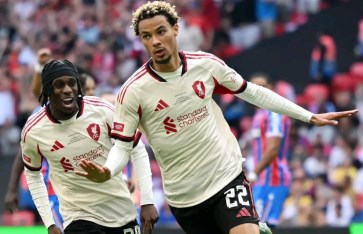 ليفربول ضد كريستال بالاس  ليفربول ضد كريستال بالاس