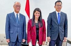 الدكتورة رانيا المشاط والسفير الياباني بالقاهرة 