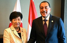 رئيس الوزراء في لقاءه مع محافظ طوكيو