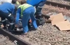 تصادم قطار بشقيقين بالبحيرة 