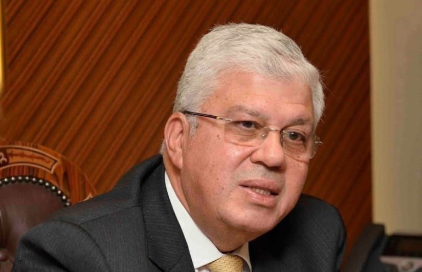 د. أيمن عاشور د. أيمن عاشور