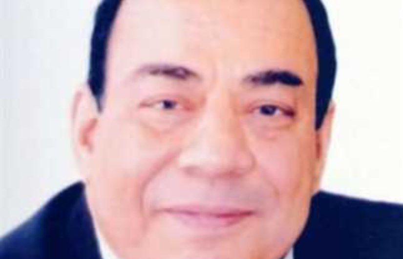 الفنان أحمد رشوان الفنان أحمد رشوان