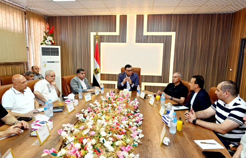 اجتماع متابعة مشروعات برج العرب الجديدة اجتماع متابعة مشروعات برج العرب الجديدة