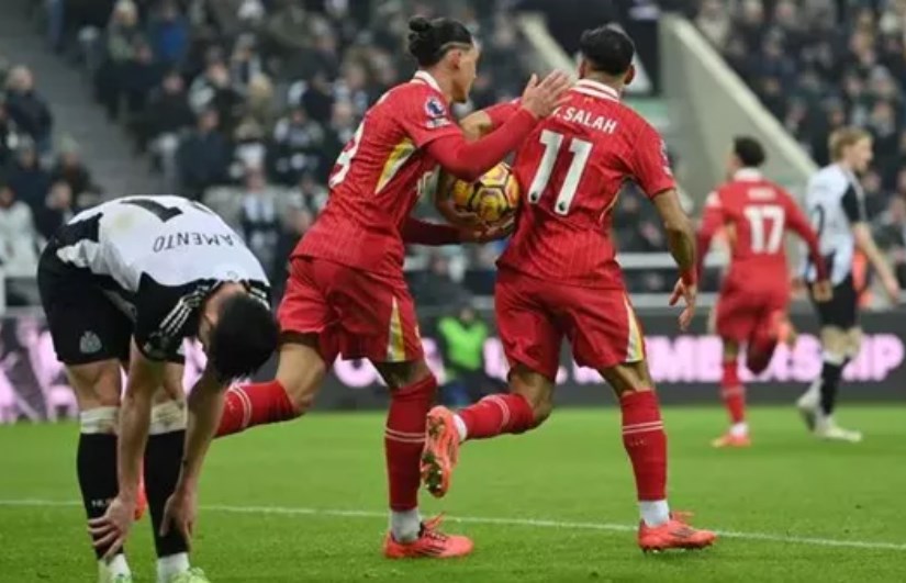 يفربول ونيوكاسل يفربول ونيوكاسل