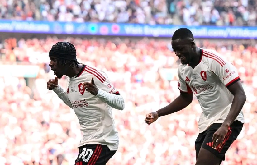 ليفربول ضد كريستال بالاس ليفربول ضد كريستال بالاس