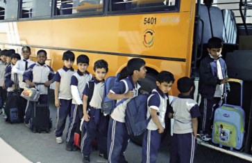 سائقي حافلات المدارس  سائقي حافلات المدارس