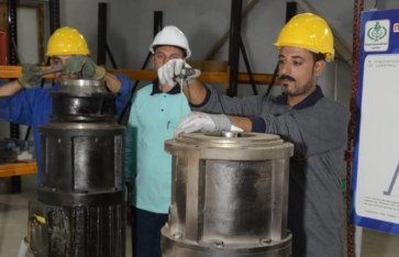 تصنيع أول طلمبات غاطسة مصرية تصنيع أول طلمبات غاطسة مصرية