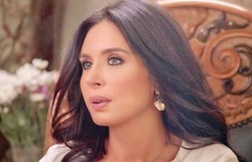 دينا الراقصة 