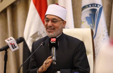 دكتور نظير عياد دكتور نظير عياد