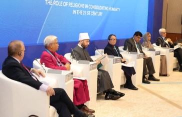 وزير الأوقاف خلال المؤتمر  وزير الأوقاف خلال المؤتمر