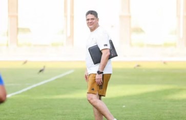 أيمن الرمادي  أيمن الرمادي