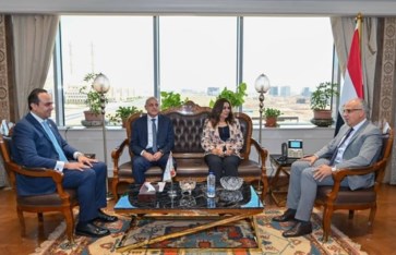 وزير الري والموارد المائية 