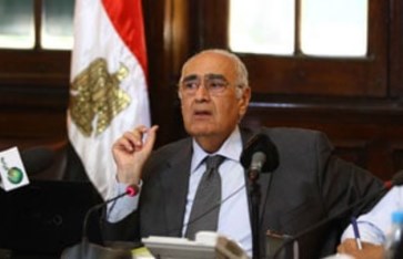 الدكتور عادل البلتاجى وزير الزراعة واستصلاح الأراضي الأسبق الدكتور عادل البلتاجى وزير الزراعة واستصلاح الأراضي الأسبق