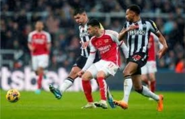 أرسنال ونيوكاسل  أرسنال ونيوكاسل