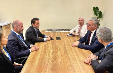 وزير البترول خلال اللقاء  وزير البترول خلال اللقاء