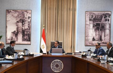 اجتماع لمتابعة خطة الدولة لتوطين صناعة البذور والتقاوي اجتماع لمتابعة خطة الدولة لتوطين صناعة البذور والتقاوي