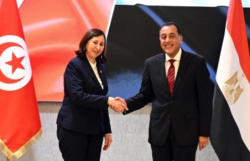 رئيسا وزراء مصر وتونس يشهدان توقيع 8 اتفاقيات تعاون رئيسا وزراء مصر وتونس يشهدان توقيع 8 اتفاقيات تعاون