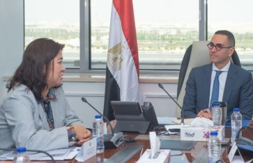 اجتماع وزير الاستثمار مع وفد البنك الأوربى اجتماع وزير الاستثمار مع وفد البنك الأوربى