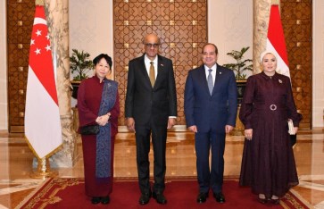 الرئيس السيسى يستقبل رئيس سنغافورة وقرينته فى قصر الاتحادية الرئيس السيسى يستقبل رئيس سنغافورة وقرينته فى قصر الاتحادية