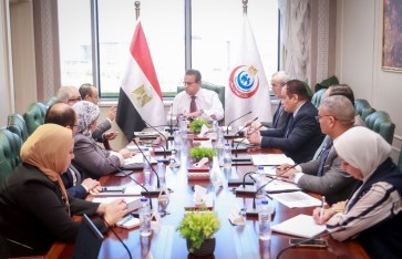 اجتماع متابعة تسوية مديونيات هيئة الشراء الموحد اجتماع متابعة تسوية مديونيات هيئة الشراء الموحد