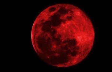 القمر الدموي والخسوف تلكلي القمر الدموي والخسوف تلكلي