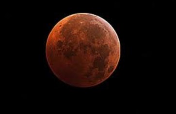 موعد خسوف القمر الدموي  موعد خسوف القمر الدموي