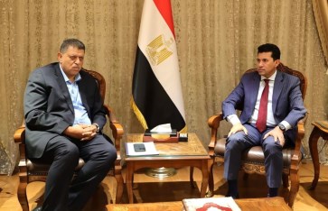 وزير الرياضة وزير الرياضة