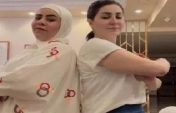 وفاء عامر  مع ام  مكة  وفاء عامر  مع ام  مكة