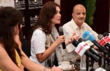  الفنانة غادة عادل