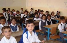 طلاب الصف الأول الابتدائي 